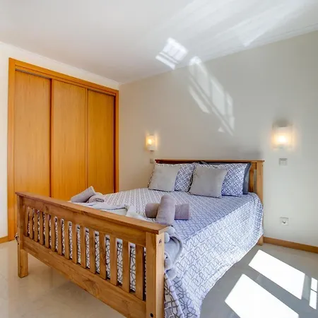 Two Bedroom Apartment with Rooftop Pool in Alvor Buitenkant foto